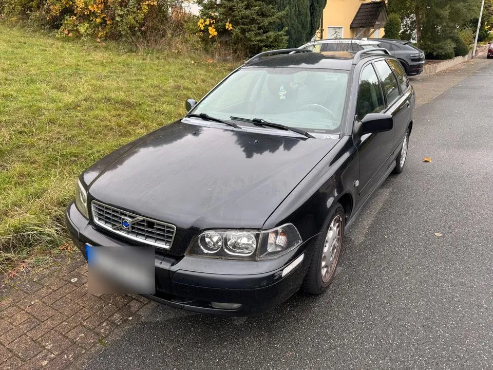 Volvo V40