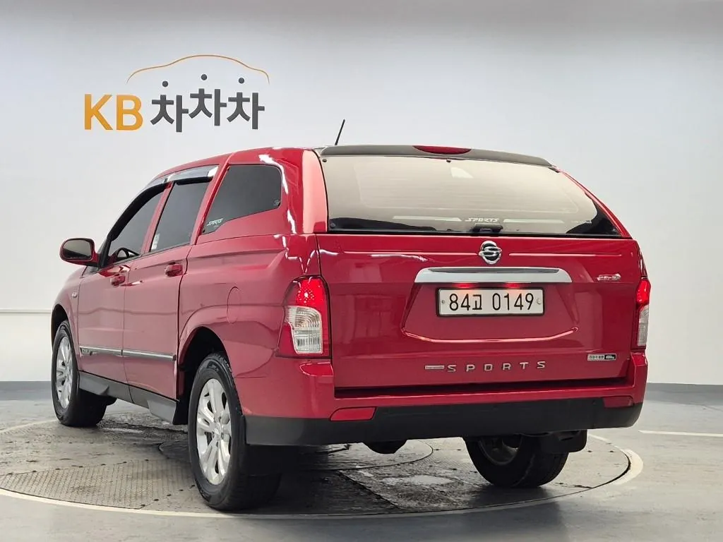 KG Mobility Korando 2018 photo 2