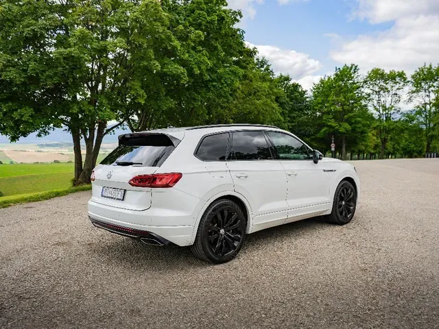 Volkswagen Touareg 2019 photo 4