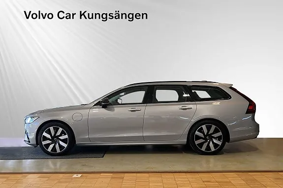 Volvo V90 2026 photo 3