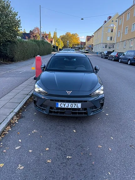 Cupra Leon 2025 photo 2