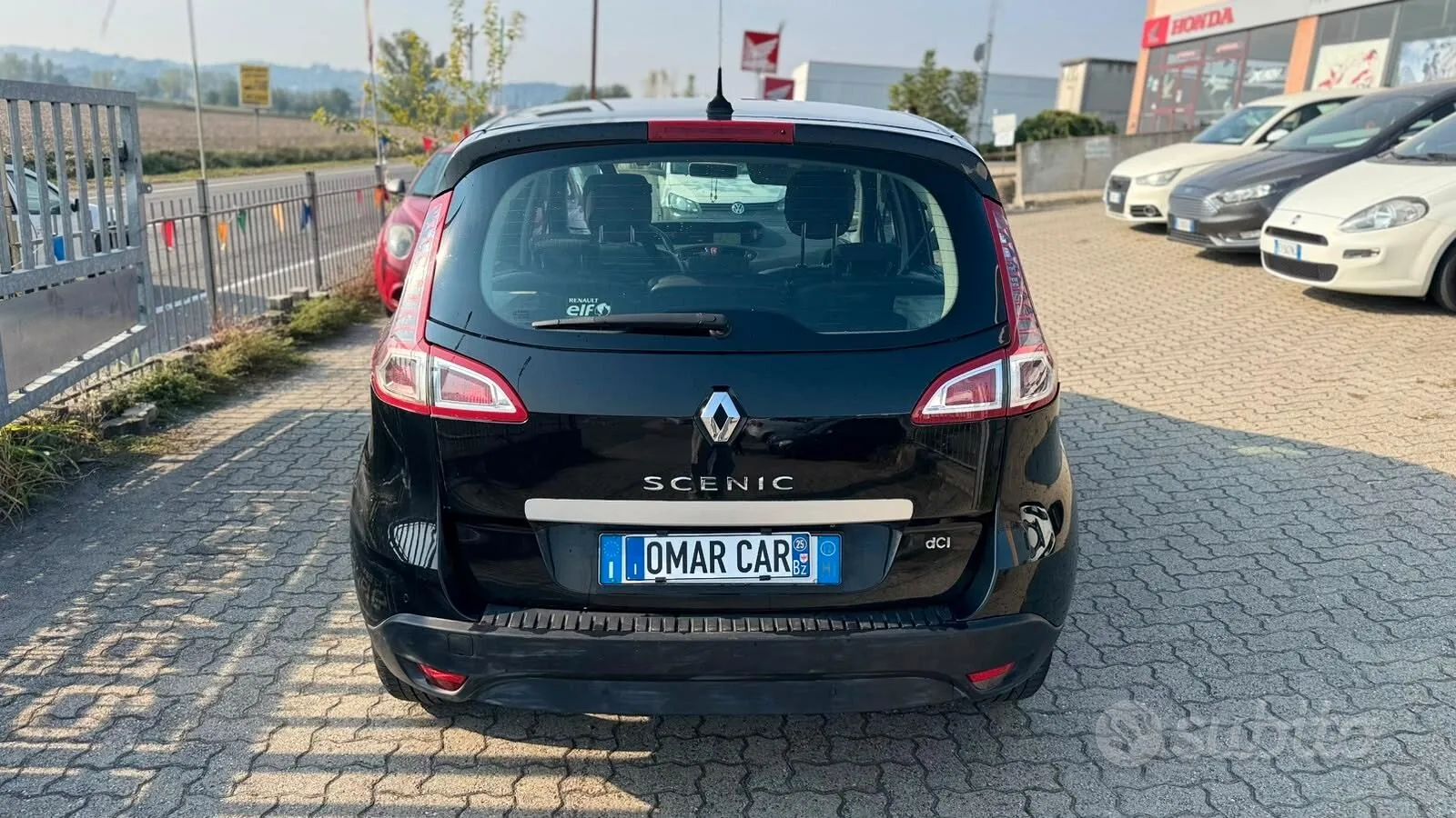 Renault Scenic 2012 photo 3