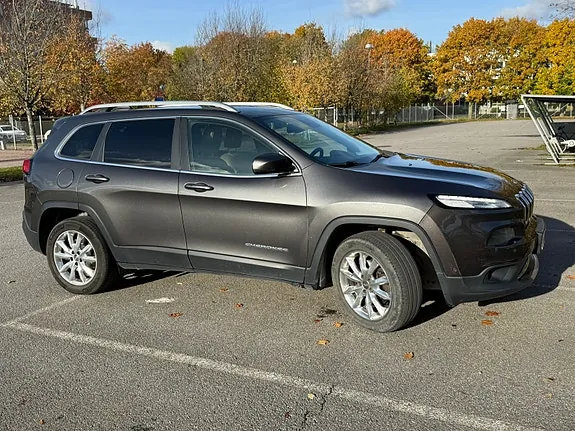 Jeep Cherokee 2016 photo 2