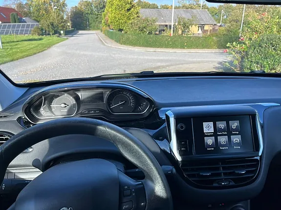 Peugeot 208 2016 photo 5