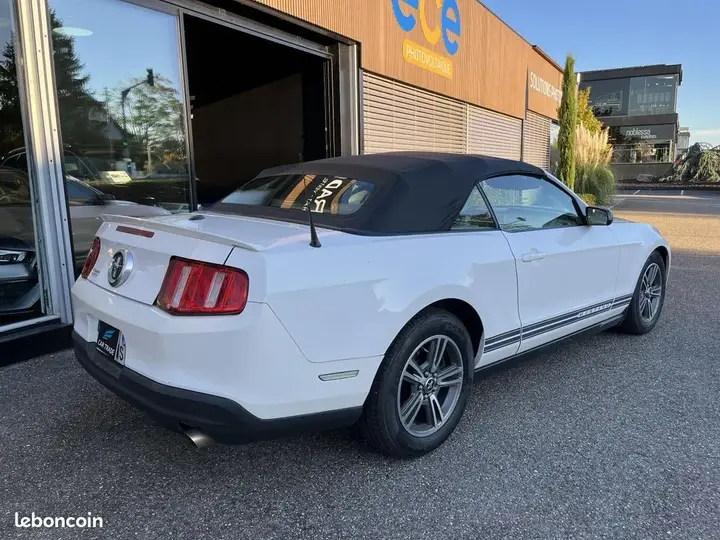 Ford Mustang 2009 photo 3