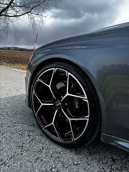 Audi Rs4 2015 photo 2