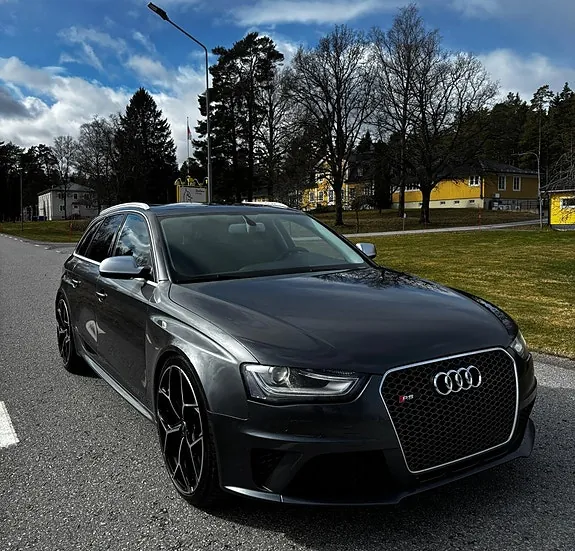 Audi Rs4 2015 photo 3