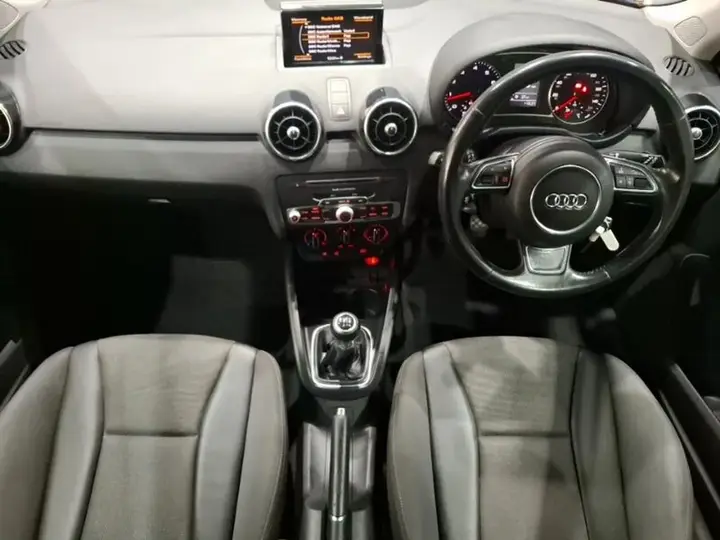 Audi A1 2016 photo 3