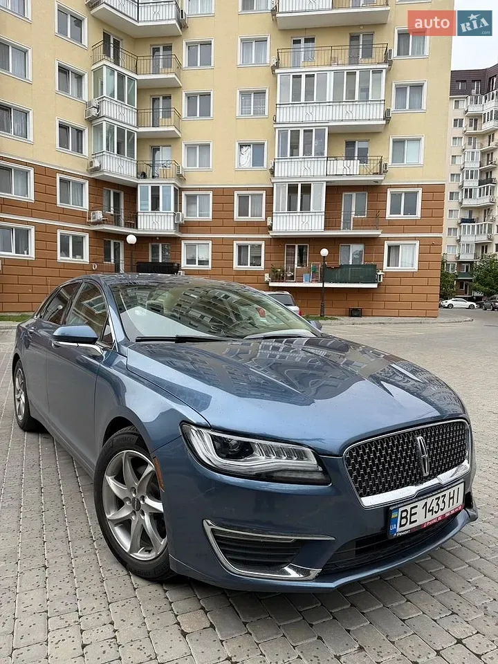 Lincoln Mkz