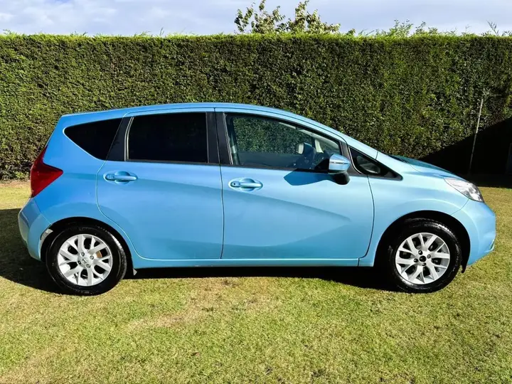 Nissan Note 2017 photo 2