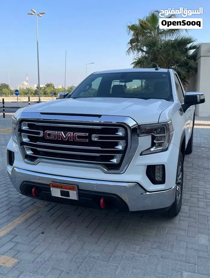 GMC Sierra