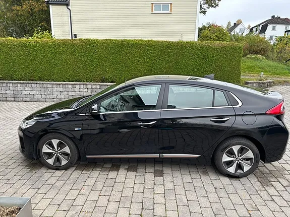 Hyundai Ioniq 2017 photo 2