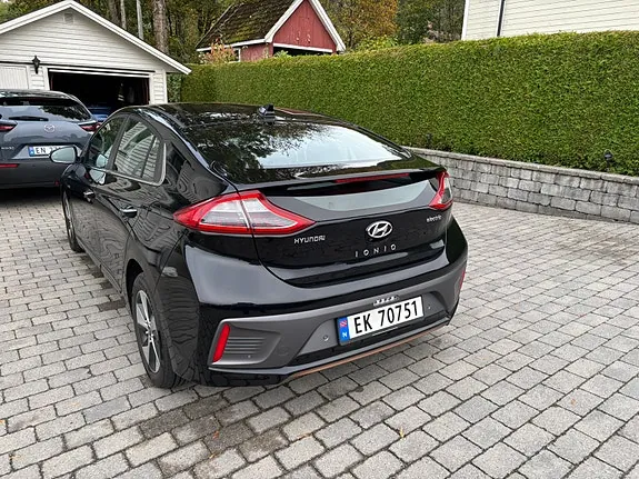 Hyundai Ioniq 2017 photo 5