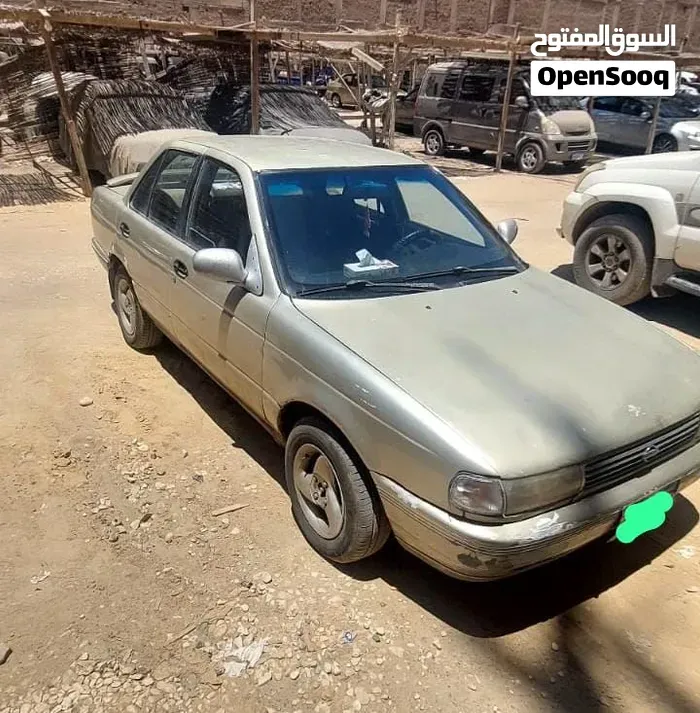 Nissan Sunny 1994 photo 4
