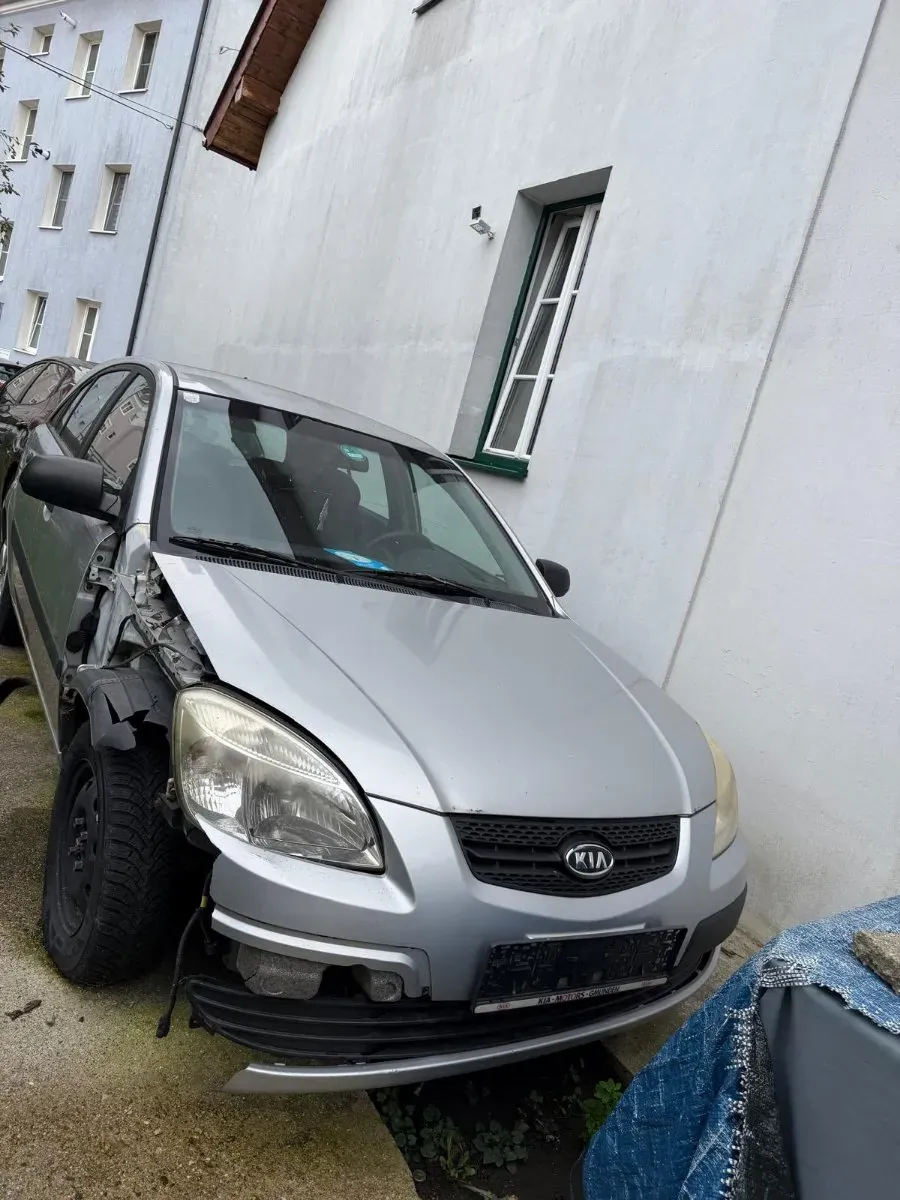 Kia Rio 2008 photo 3