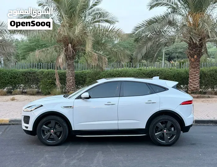 Jaguar E-Pace 2019 photo 3