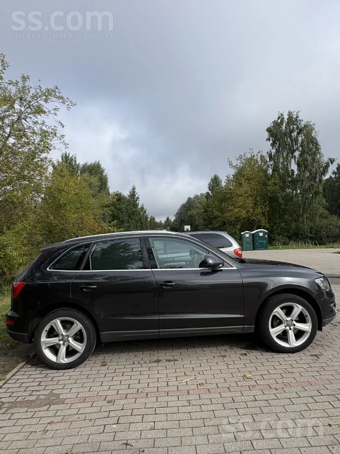Audi Q5 2010 photo 4