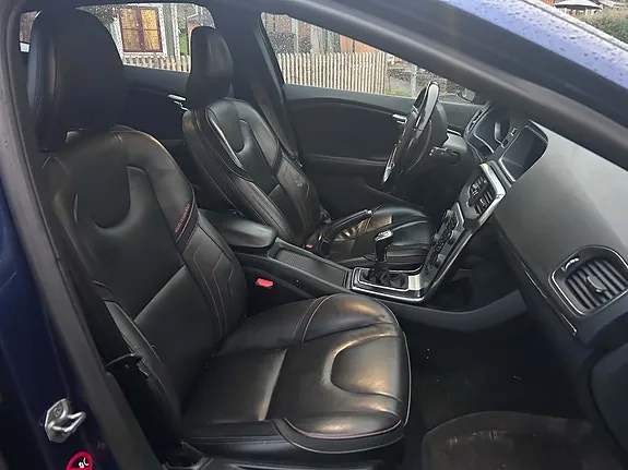 Volvo V40 2015 photo 5