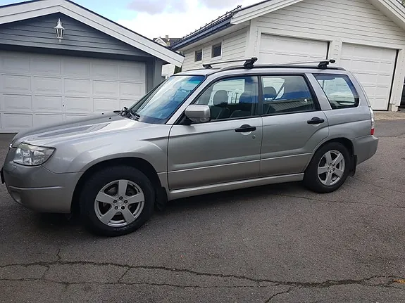 Subaru Forester 2006 photo 4