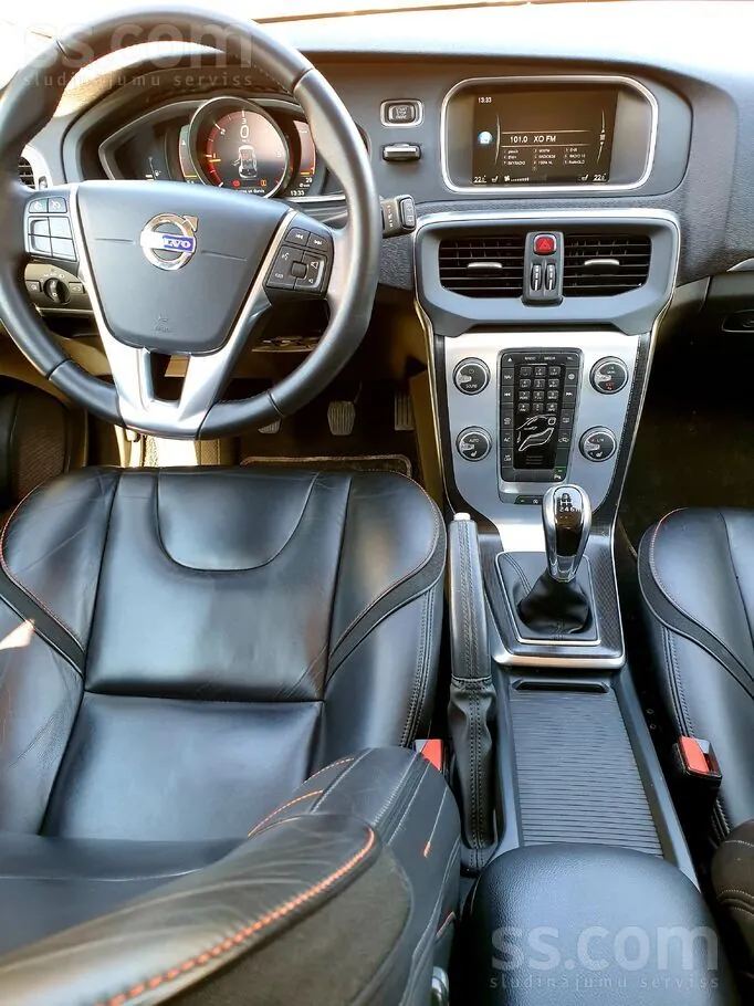 Volvo V40 2015 photo 5