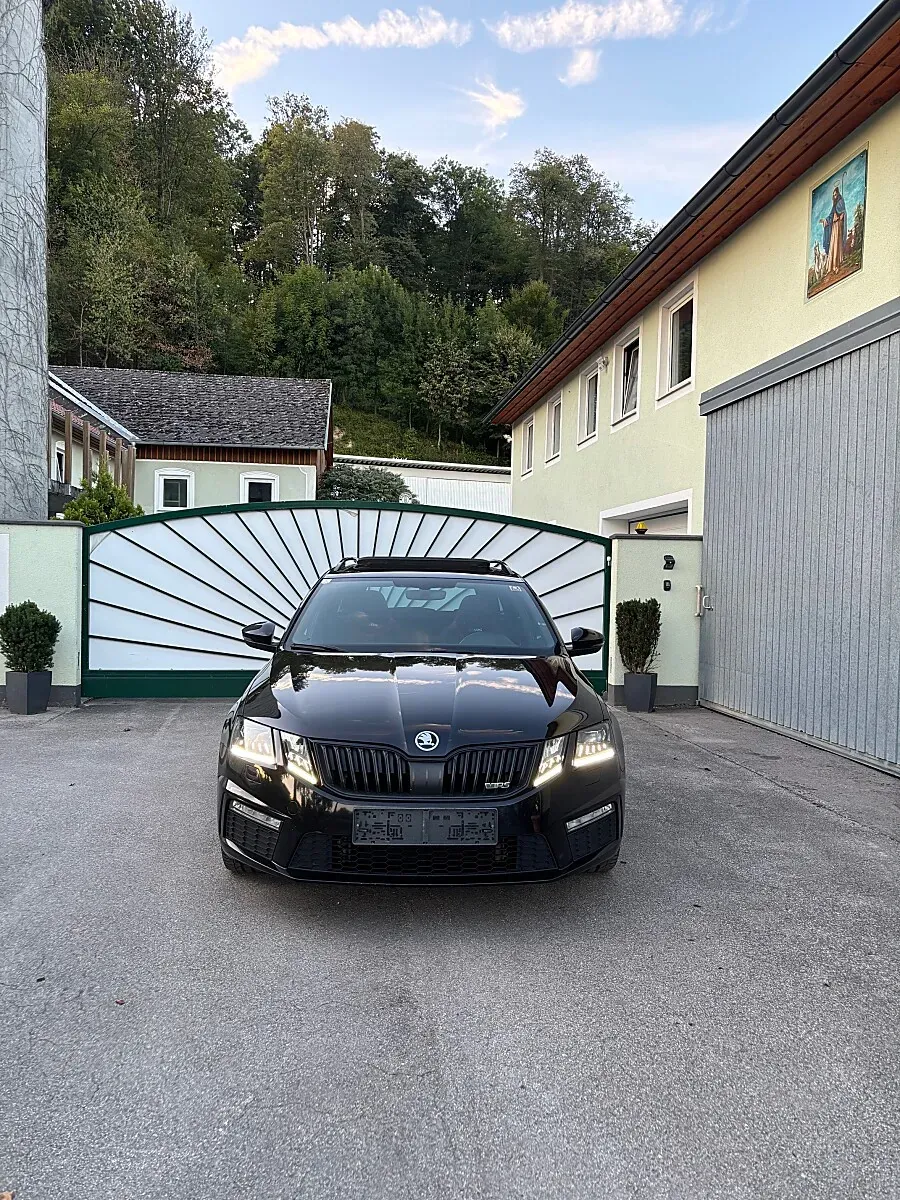 Skoda Octavia 2017 photo 2