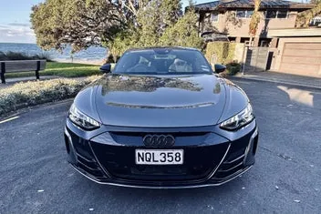 Audi E-Tron 2021 photo 4