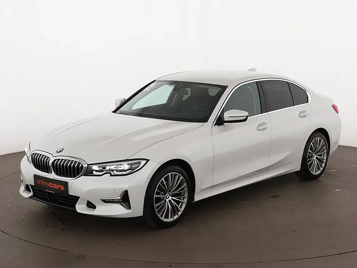 BMW 3 Series 2019 photo 2
