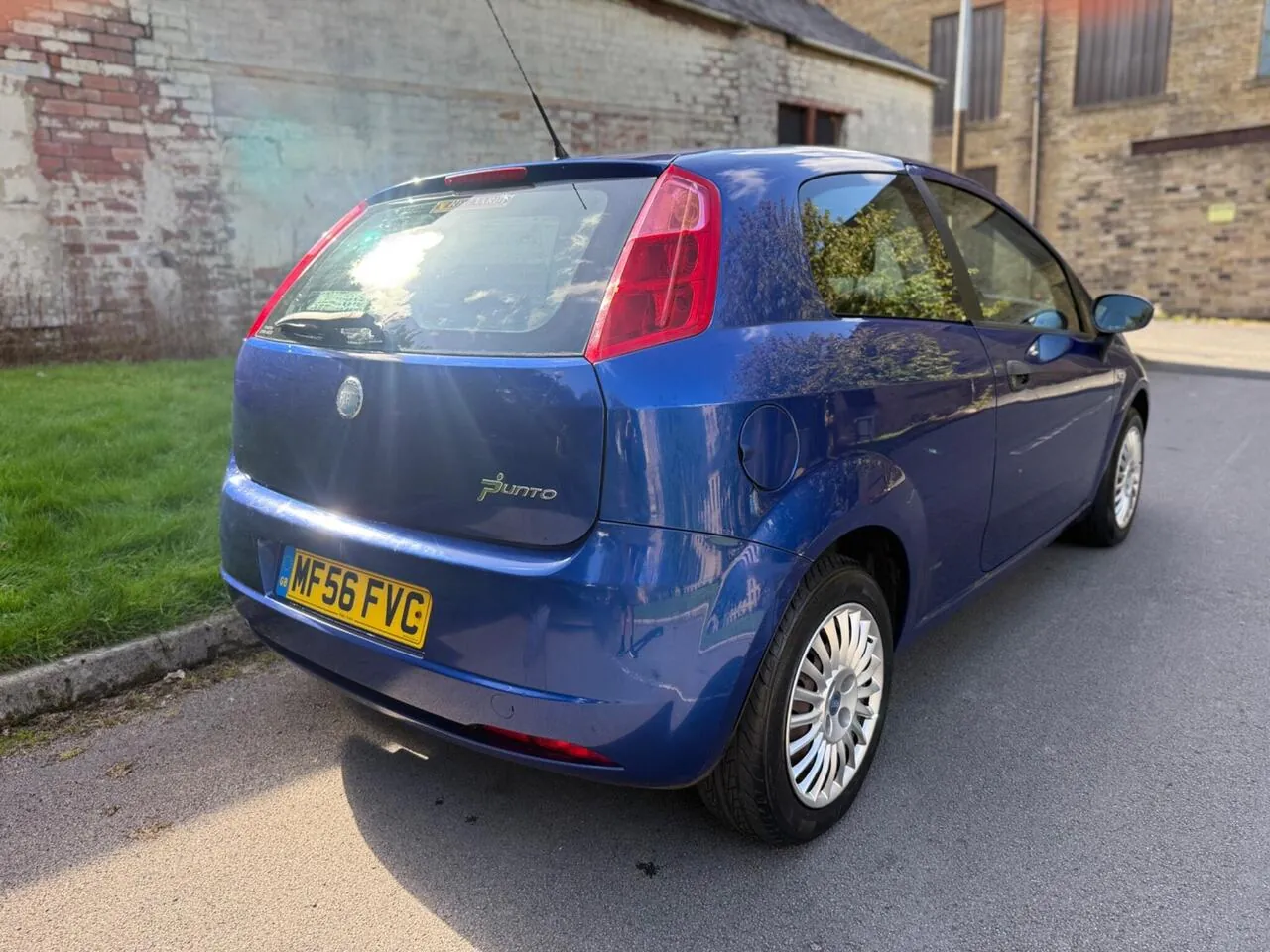 Fiat Grande Punto 2006 photo 5