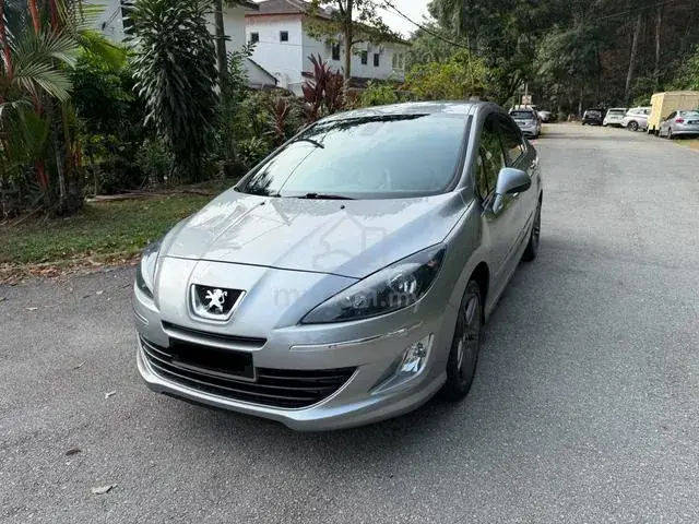 Peugeot 408