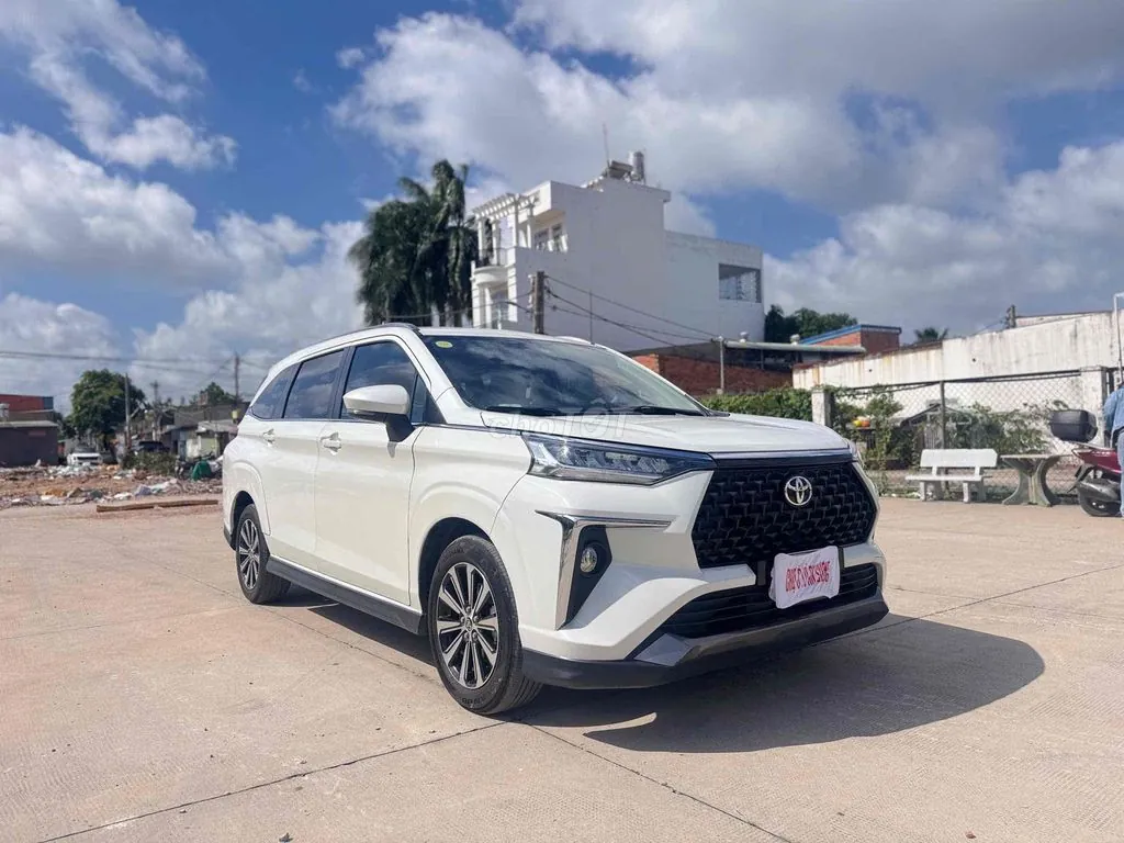 Toyota Veloz Cross 2023 photo 2