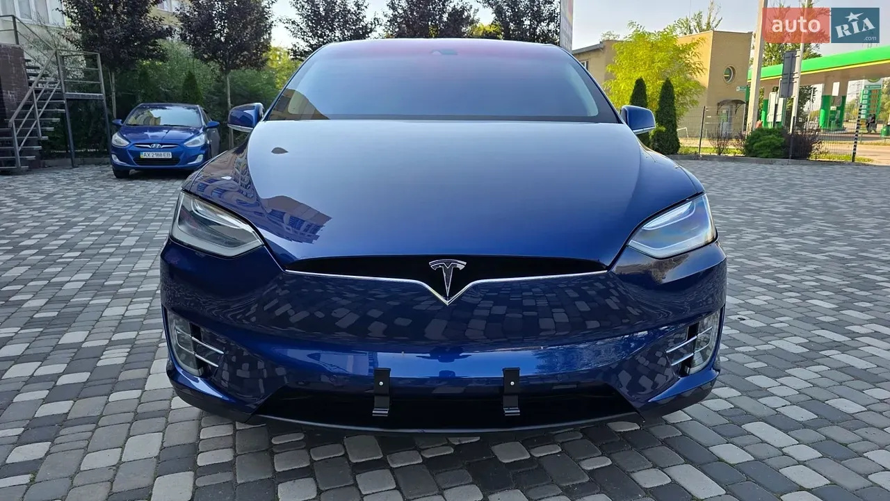 Tesla Model X 2016 photo 5