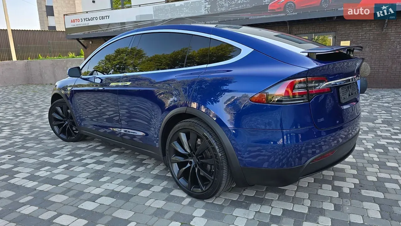 Tesla Model X 2016 photo 3