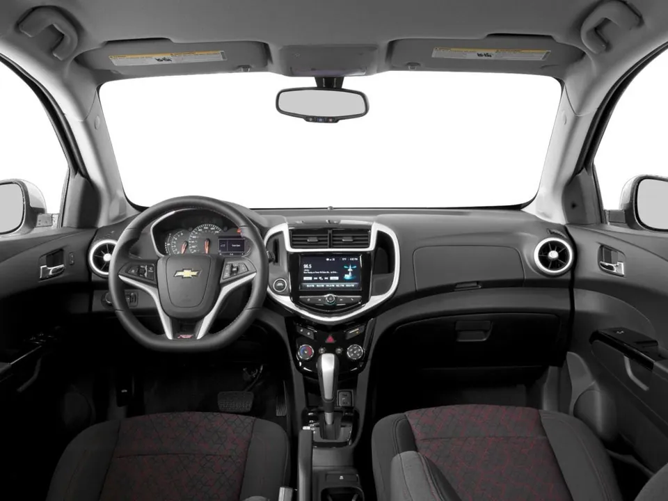 Chevrolet Sonic 2018 photo 5