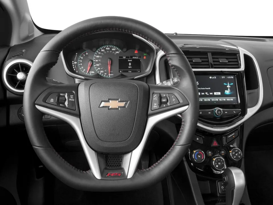 Chevrolet Sonic 2018 photo 4