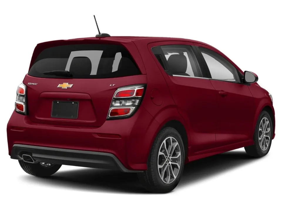 Chevrolet Sonic 2018 photo 2