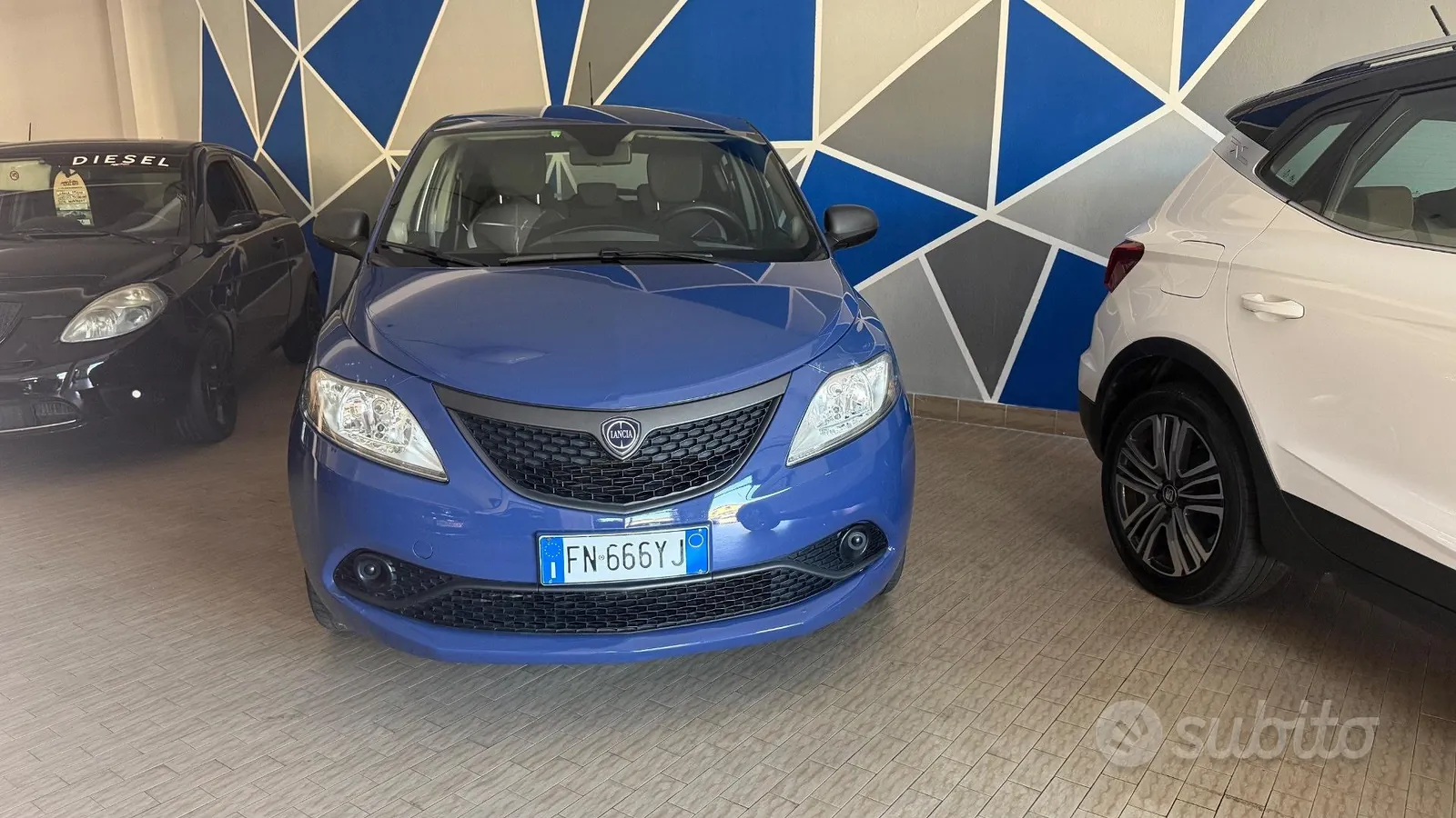 Lancia Ypsilon