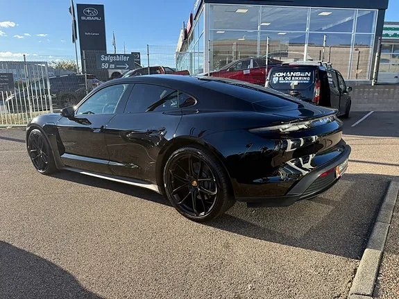 Porsche Taycan 2021 photo 3