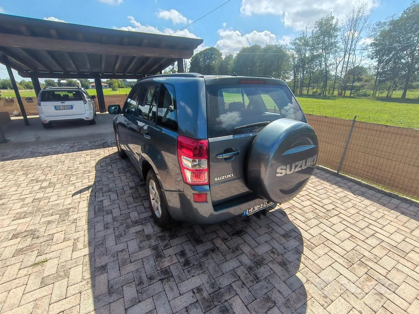 Suzuki Grand Vitara 2008 photo 3