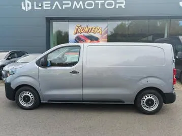 Opel Vivaro 2025 photo 2