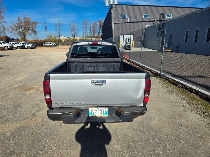 Chevrolet Colorado 2011 photo 4