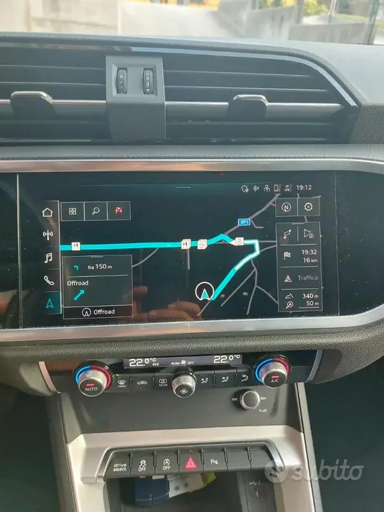 Audi Q3 2022 photo 3
