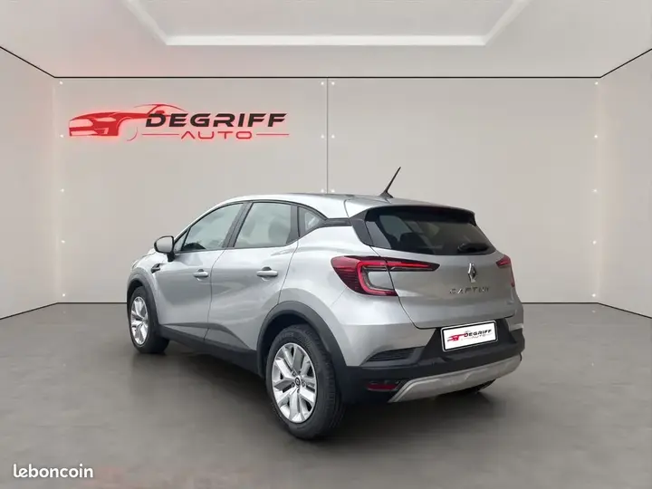 Renault Captur 2022 photo 3