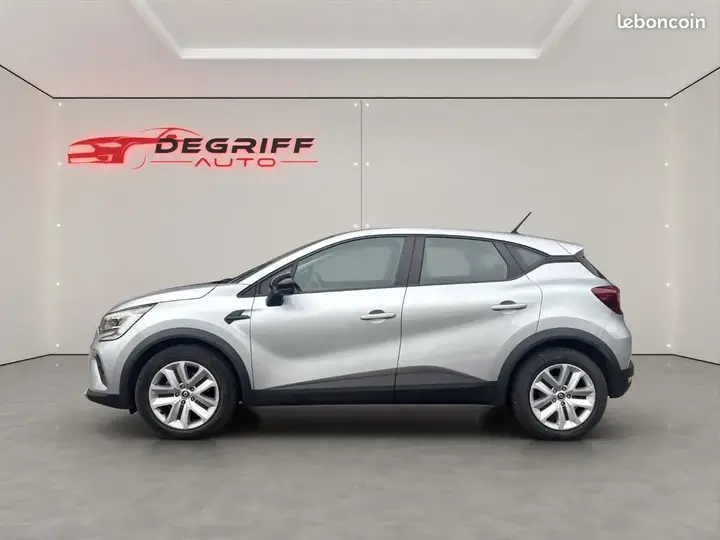 Renault Captur 2022 photo 2