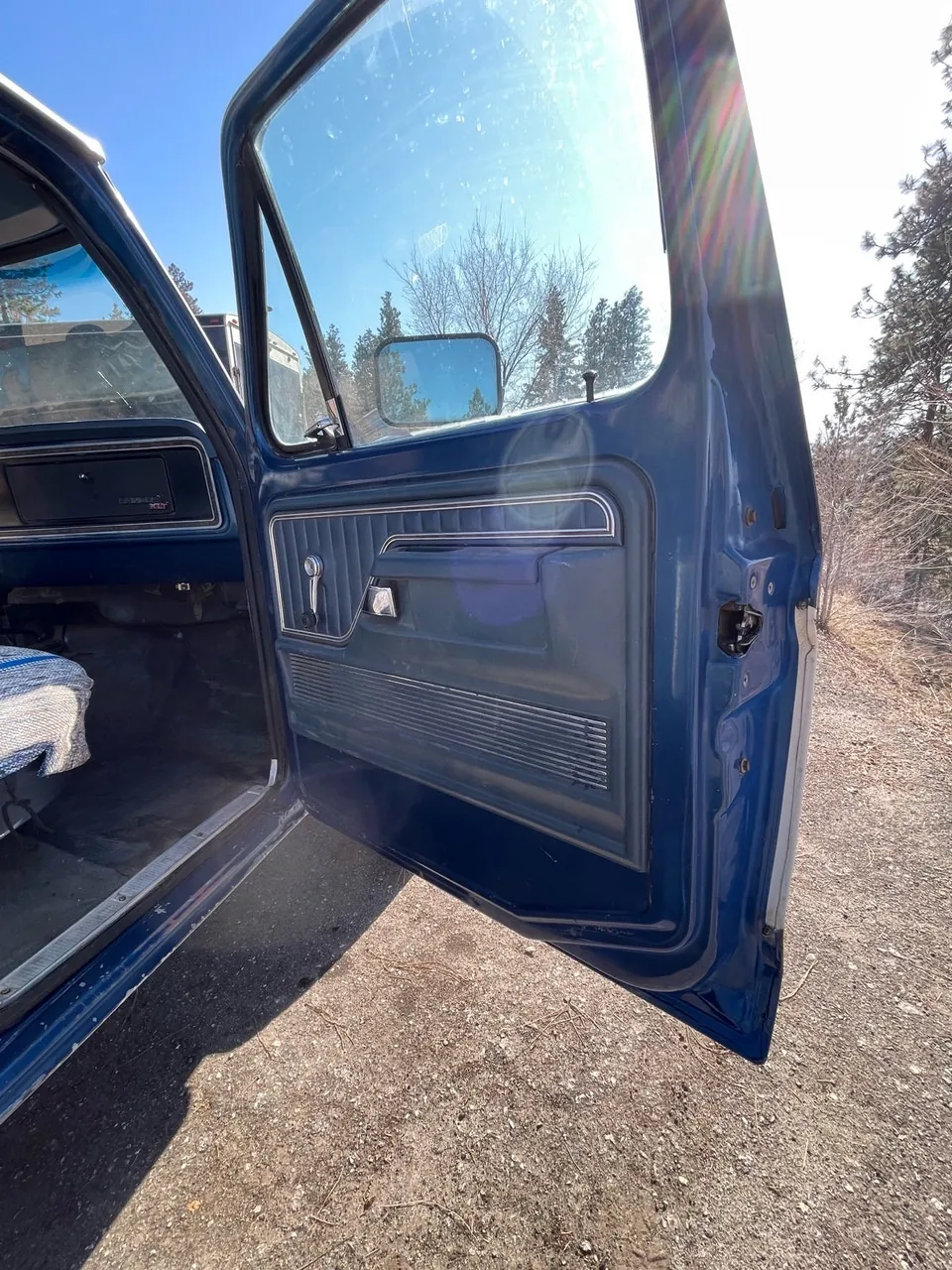 Ford F250 1977 photo 3