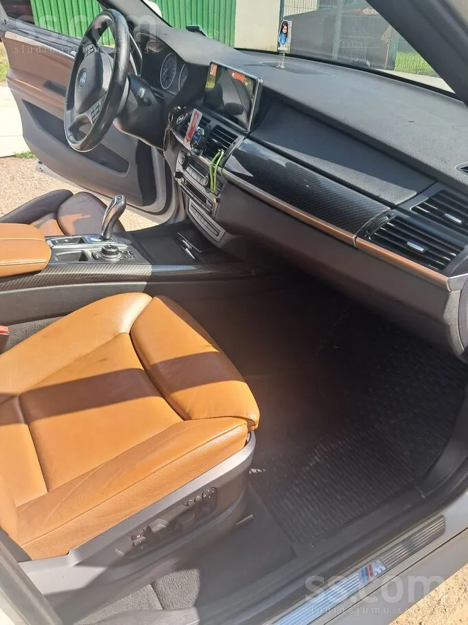 BMW X5 2010 photo 3
