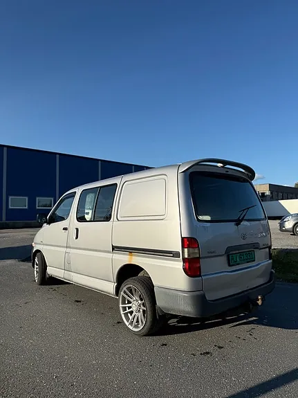 Toyota Hiace 2006 photo 5