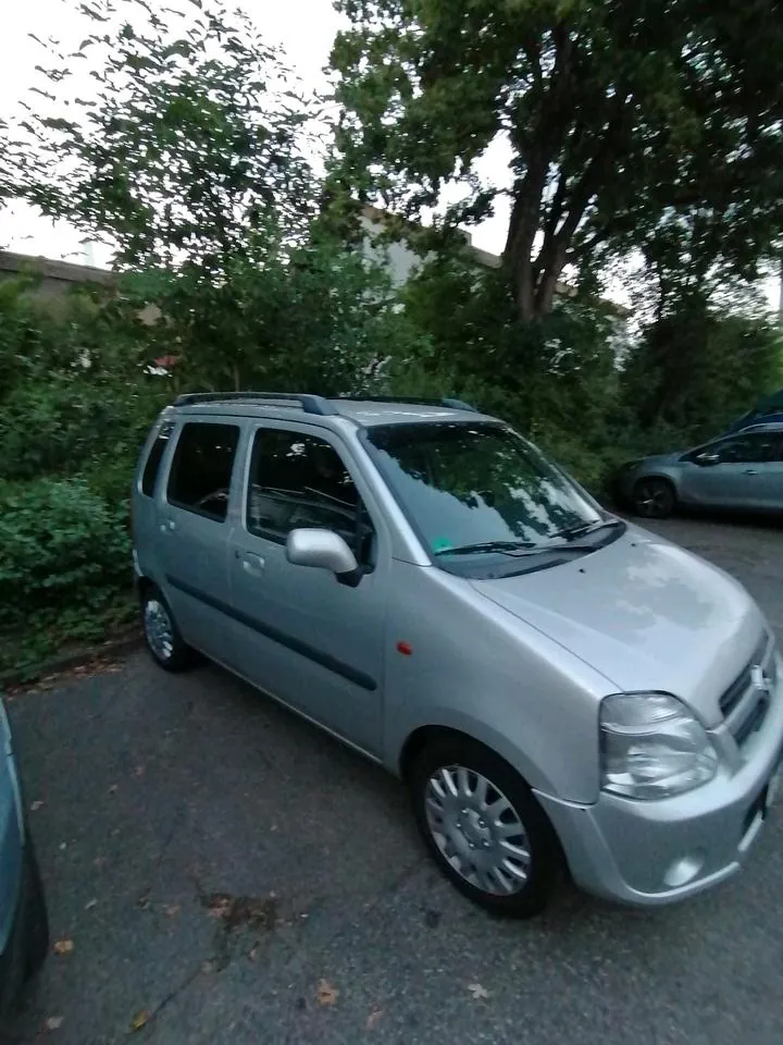 Opel Agila