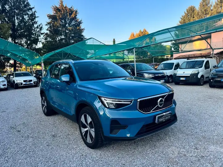 Volvo Xc40 2022 photo 3