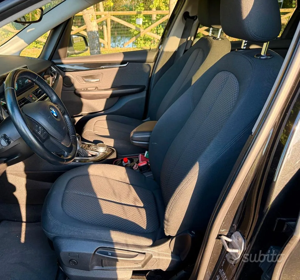 BMW 218D Active Tourer 2018 photo 3
