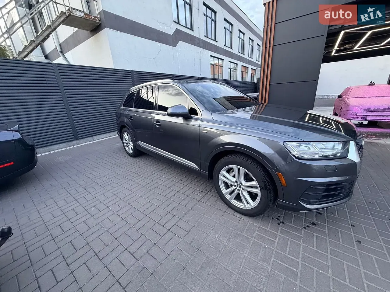 Audi Q7 2016 photo 2